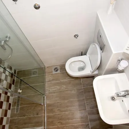 Dream With Parking Apartment Belgrade