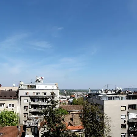 Dream With Parking Apartmán *