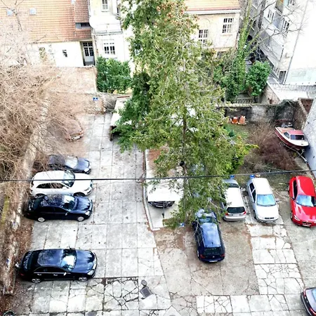 Dream With Parking Apartment *