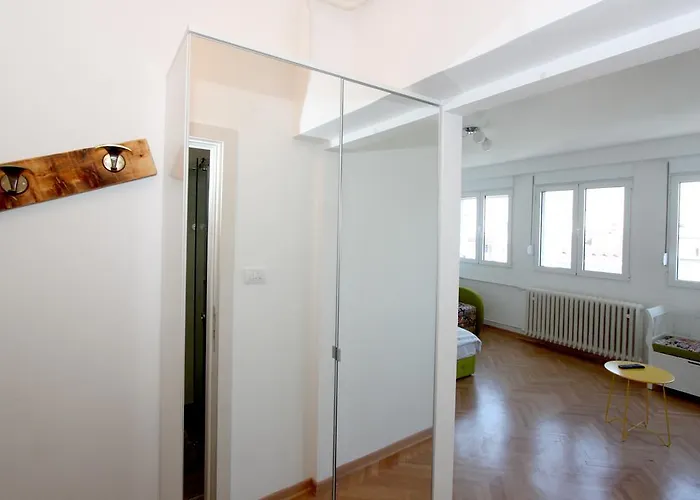 Dream With Parking * بلغراد